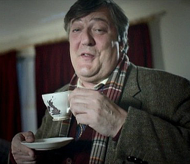Stephen Fry drinks tea